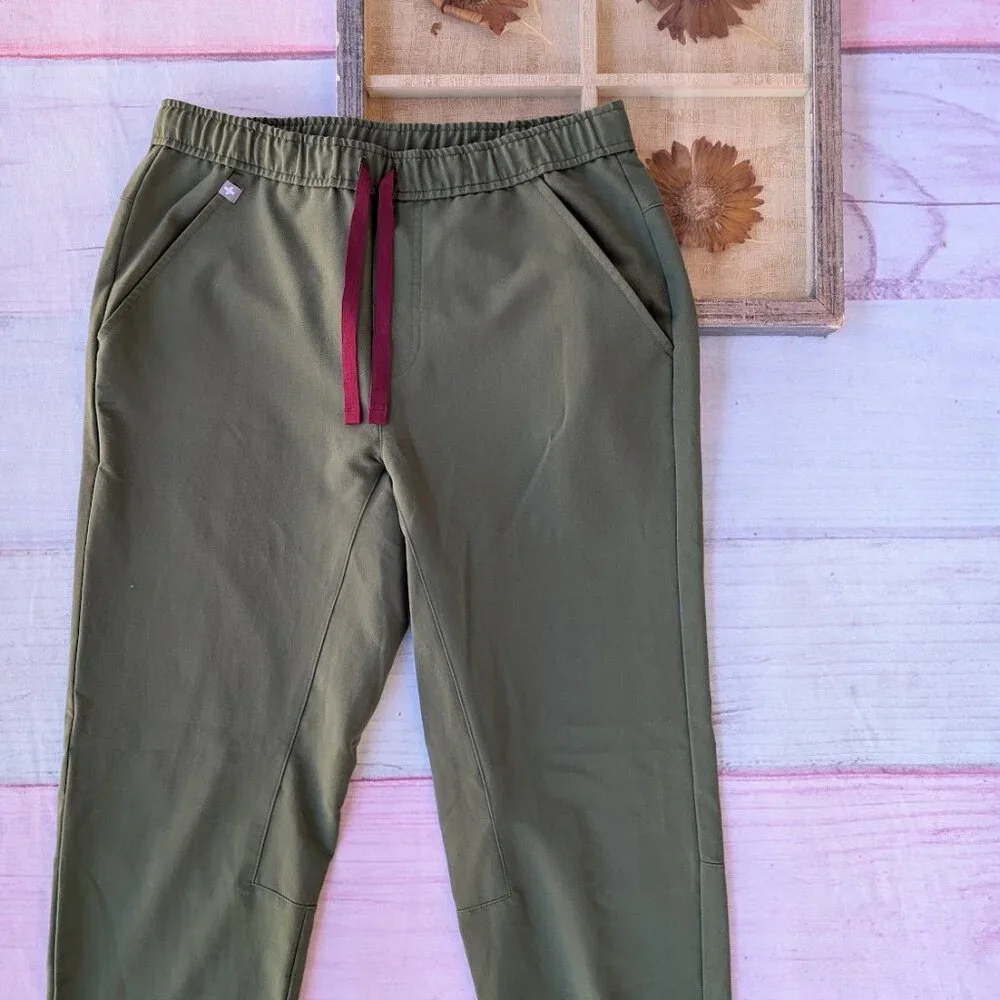 Figs Men's ScrubsTechnical‎ Collection Tansen Joggers Small Olive Green